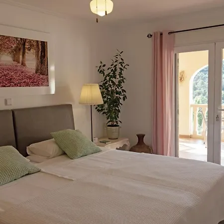 Bed & Breakfast Foia Vella - Adults Only